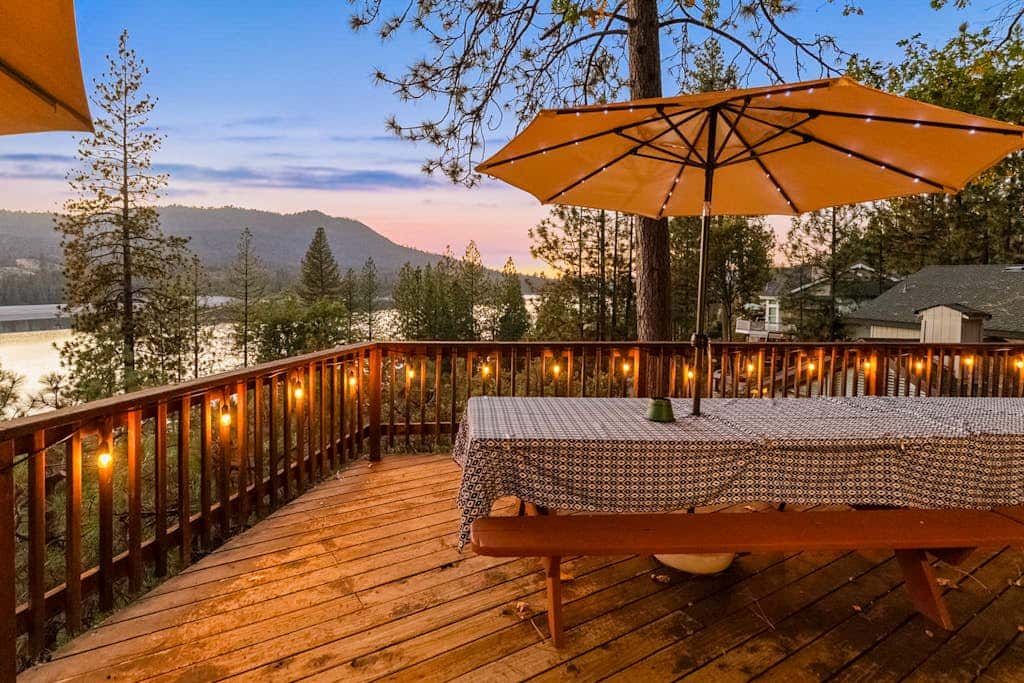 Bass Lake Lodge