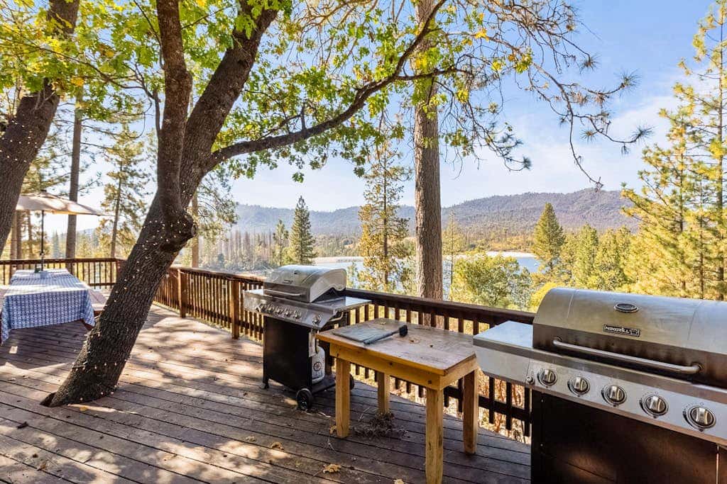 Bass Lake Lodge