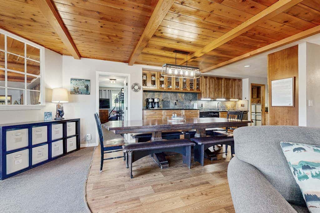 Bass Lake Lodge
