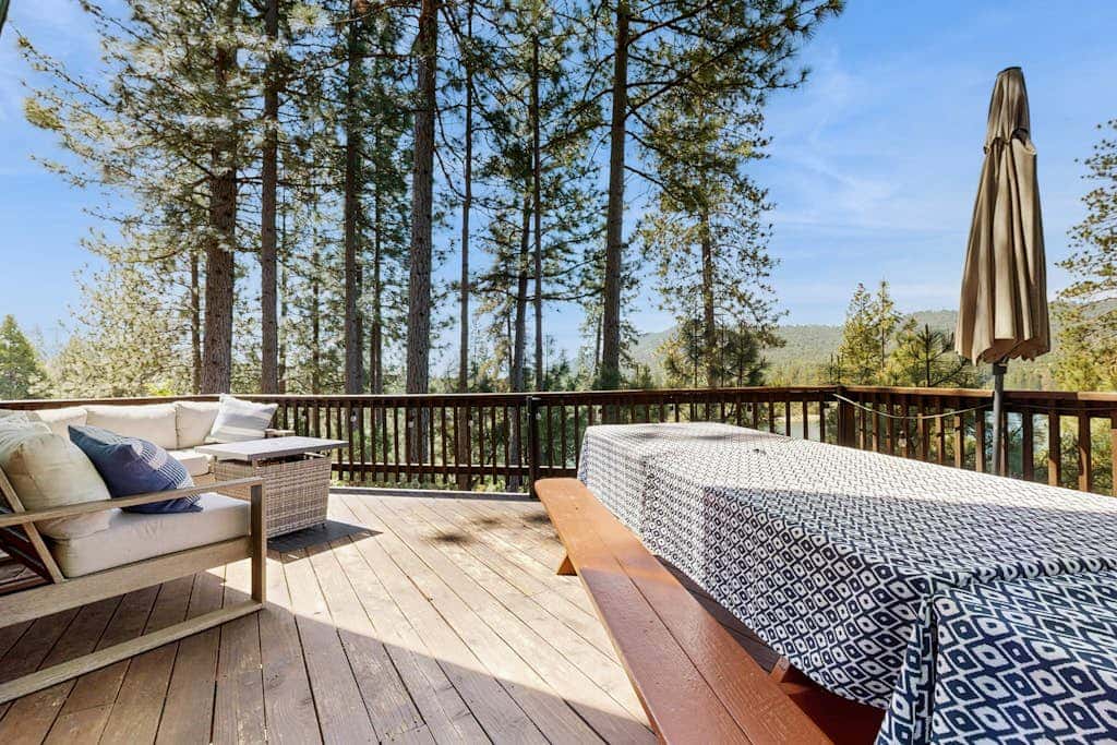 Bass Lake Lodge