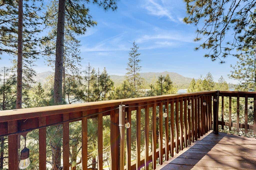 Bass Lake Lodge