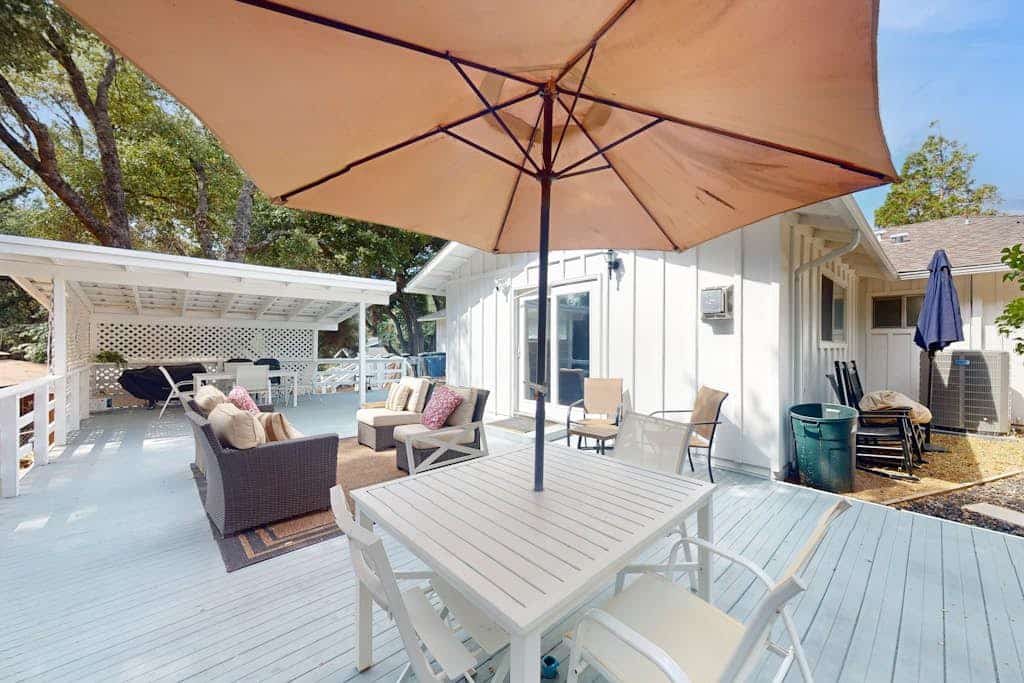 Serene home with spacious deck, game room, and nearby attractions