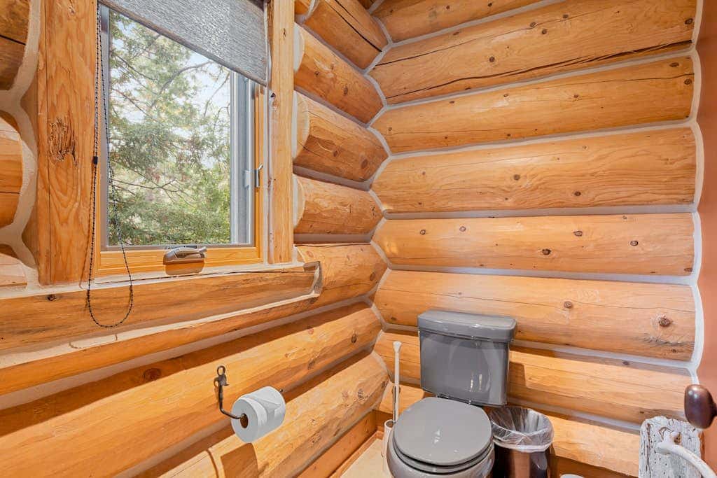 Willow Cove Log Cabin