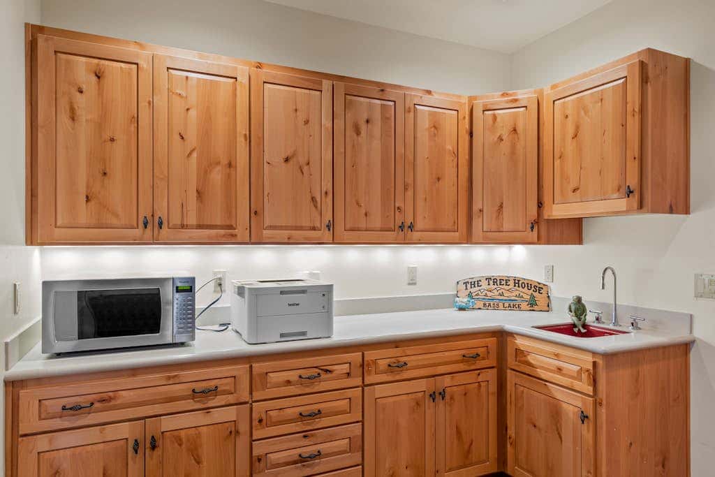 Willow Cove Log Cabin