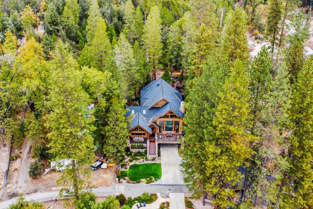 Willow Cove Log Cabin