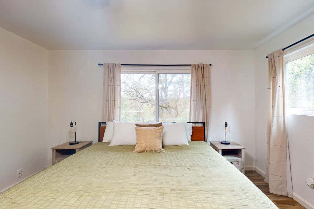 The Firelight Lodge