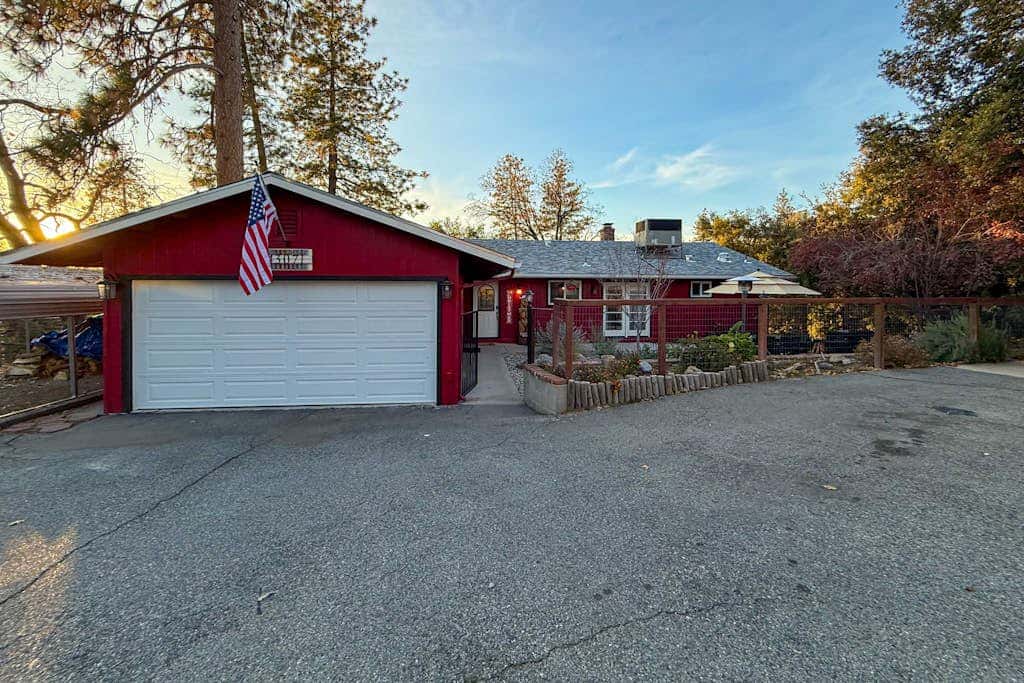 The Firelight Lodge
