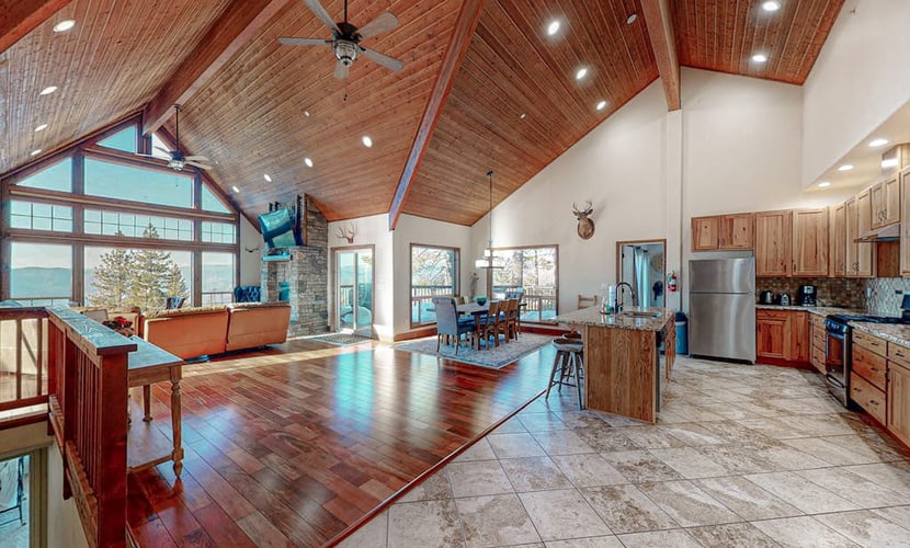 One-of-a-kind home with miles of mountain & Yosemite views & vaulted ceilings