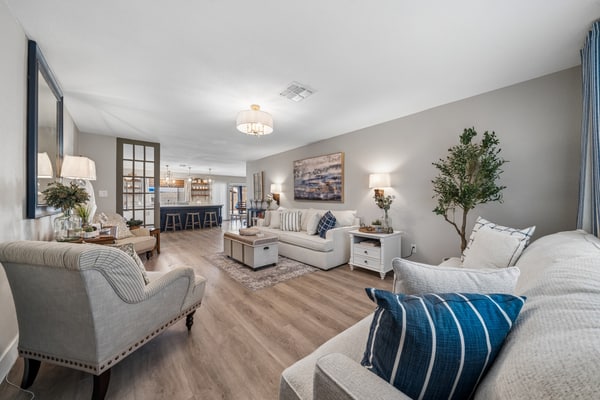 Campus Palms | Modern 3BR | Private Pool