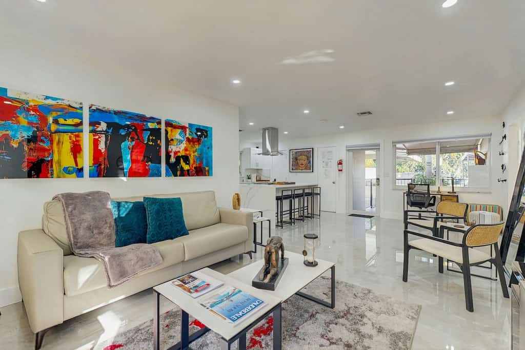 Thoughtfully designed home with patio, grill & great location