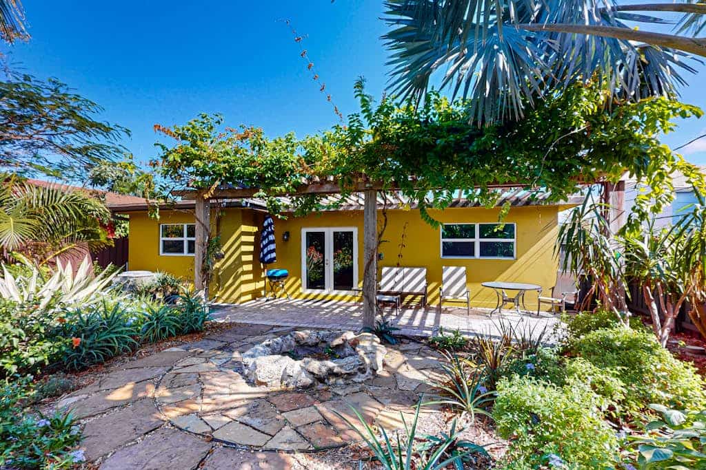 Family-Friendly Home w/ Gourmet Kitchen, Fenced Yard - Near Beach, Downtown