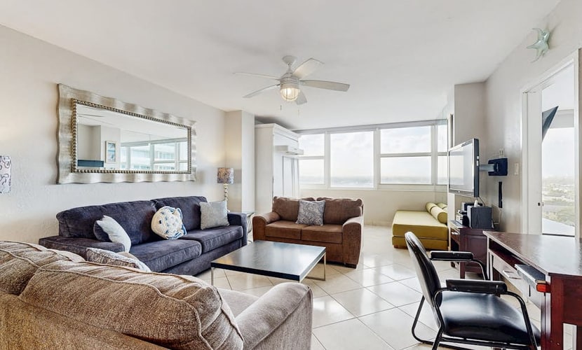 Oceanfront resort condo with a washer/dryer, heated pool, & beach access