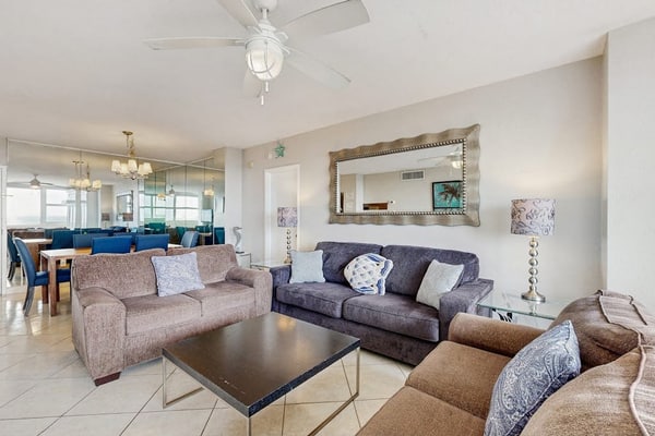 Oceanfront resort condo with a washer/dryer, heated pool, & beach access