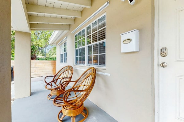Bring the Whole Crew- Spacious Fort Lauderdale Duplex w/ yard