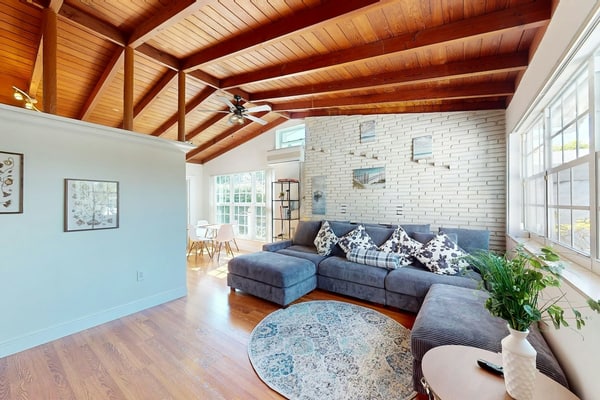 Single-level home with private yard, screened patio, AC, & W/D