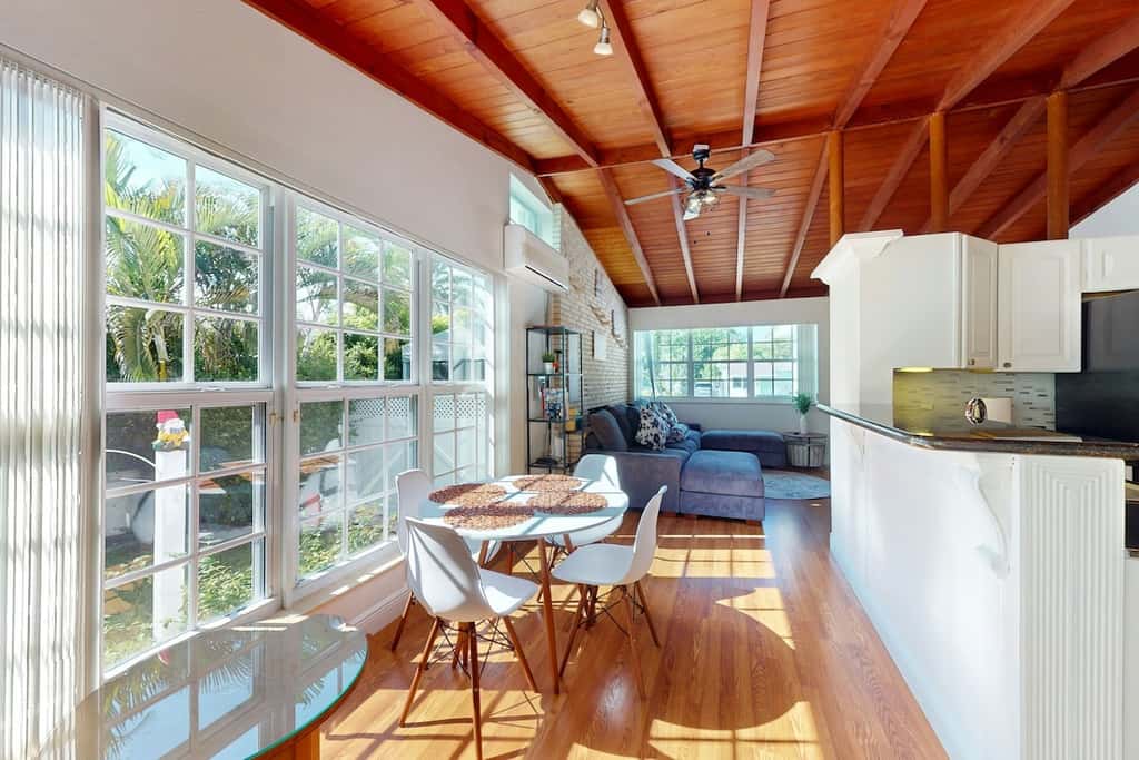 Hallandale Hideaway