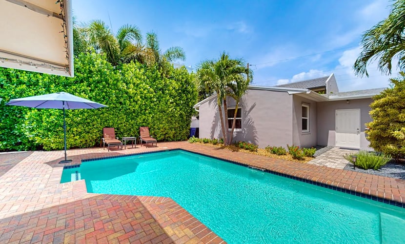 Sunny Fort Lauderdale Cottage with Private Pool Near the Beach