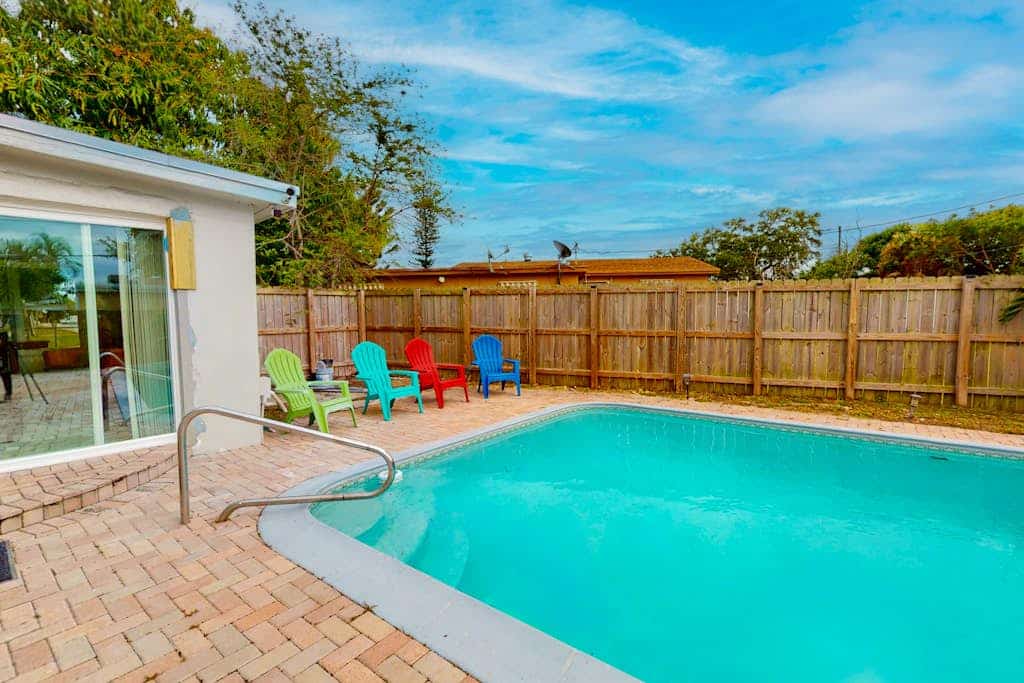 Breezy dog-friendly home near Deerfield Beach with private pool, lawn, fast WiFi