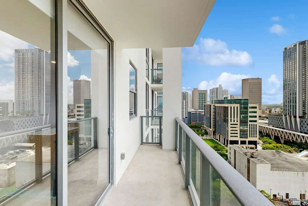 Stylish stay with rooftop lounge, skyline views, and spa amenities