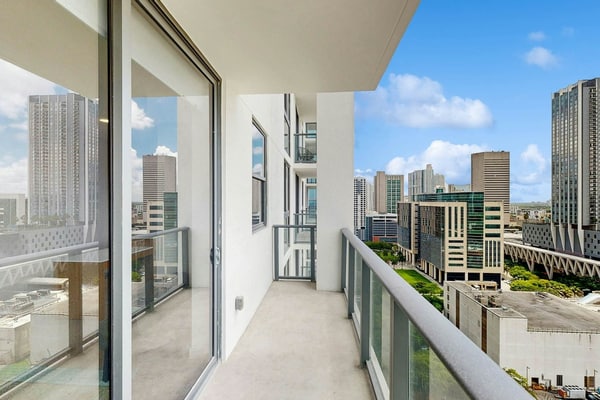Stylish stay with rooftop lounge, skyline views, and spa amenities
