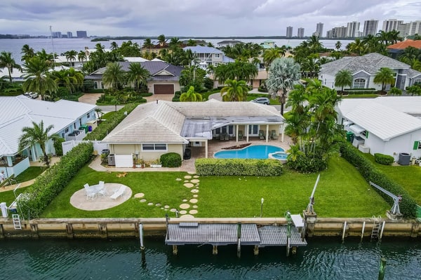 Contemporary Canal-Front Home with Private Pool & Spa, Free WiFi & Private W/D