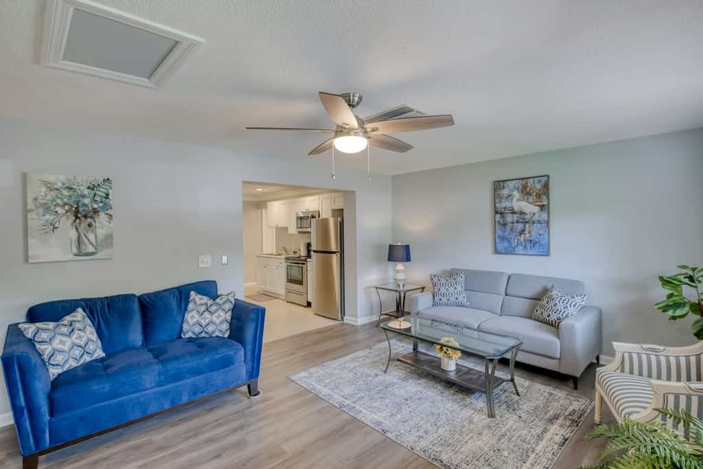 Large, cozy condo a walk from the beach with central AC and shared yard
