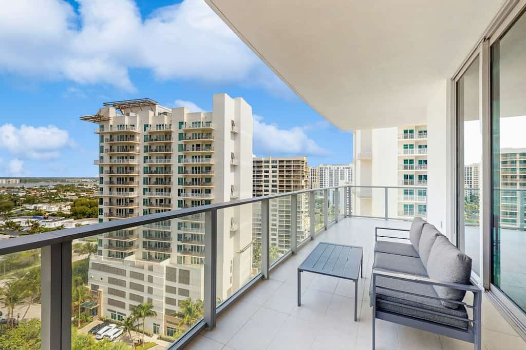 Dog friendly, beach front condo with pool, hot tub & fully equipped fitness room