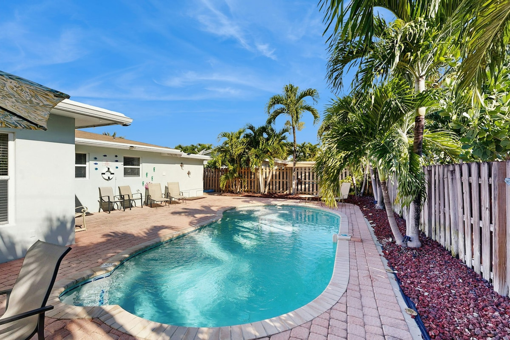 Pompano Beach Getaway