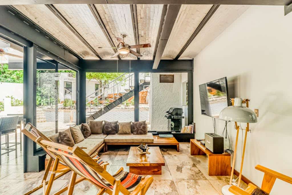 Beautiful home w/ private pool, outdoor dining w/ private grill, & accessibility