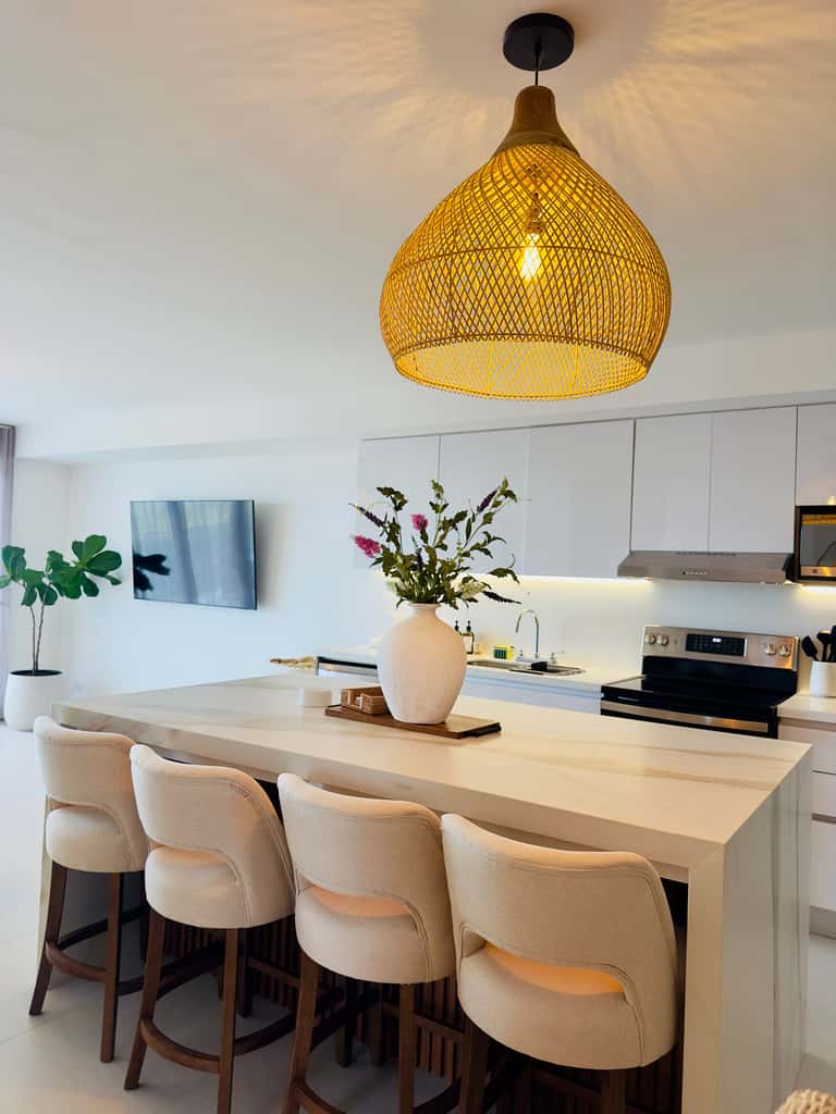 Mar a Mar 1201 Ocean View Luxury Condo