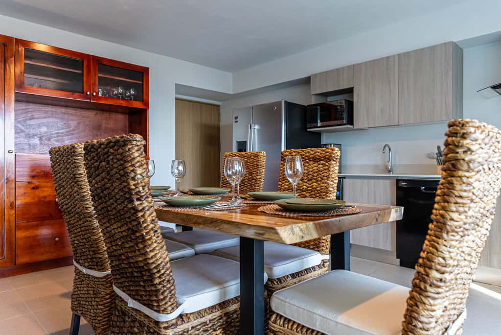 Viva Jaco Ocean-View 2BD/2BT (12-07B)