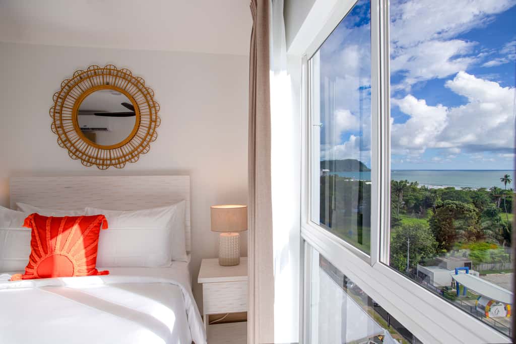 Viva Jaco Ocean-View 2BD/2BT (12-07B)