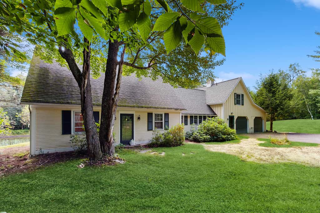 Sterling Pond House