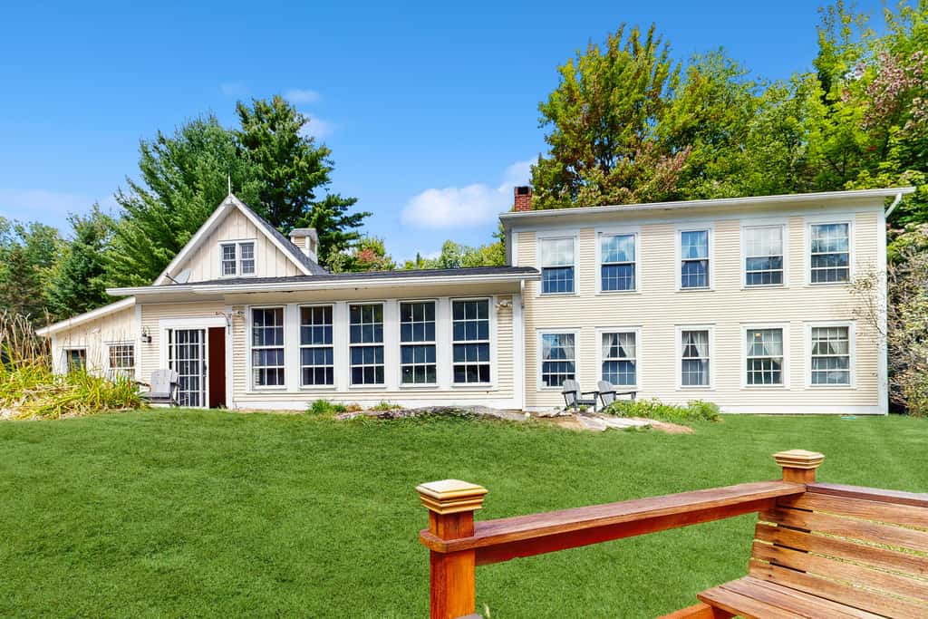 Sterling Pond House