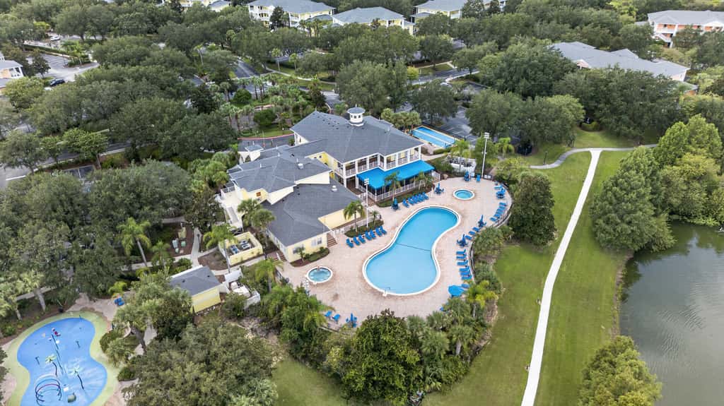 The Bahama Bay Pause