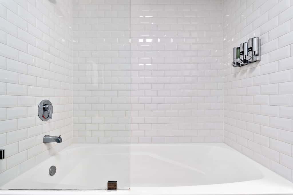 Bright & Stylish Room in Coconut Grove