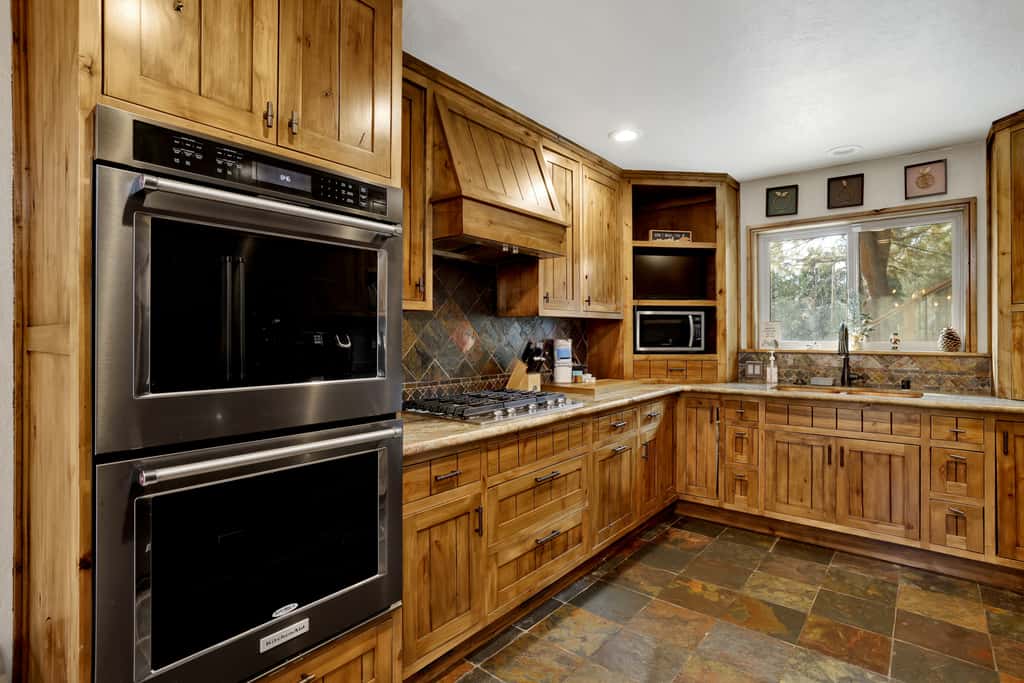 Newsom's Hideaway #2668