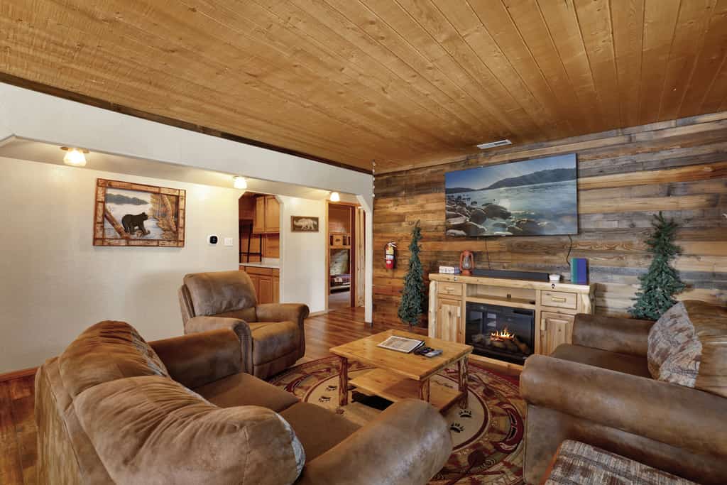 Spacious 5-Bedroom Big Bear Retreat with Game Room & Bar