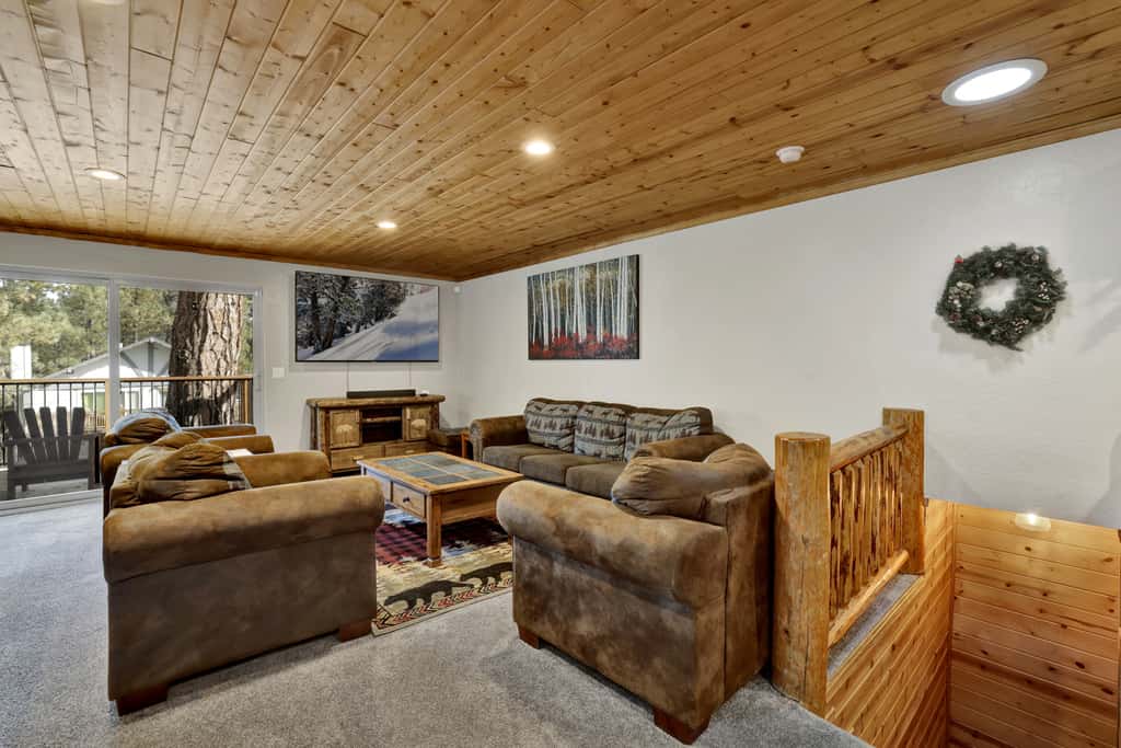 Newsom's Hideaway #2668