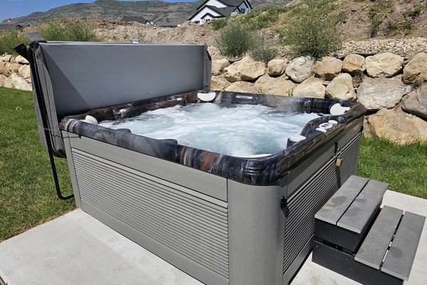 Sauna, Cold Plunge, Hot Tub, Sleeps 12 5BR/3.5BA