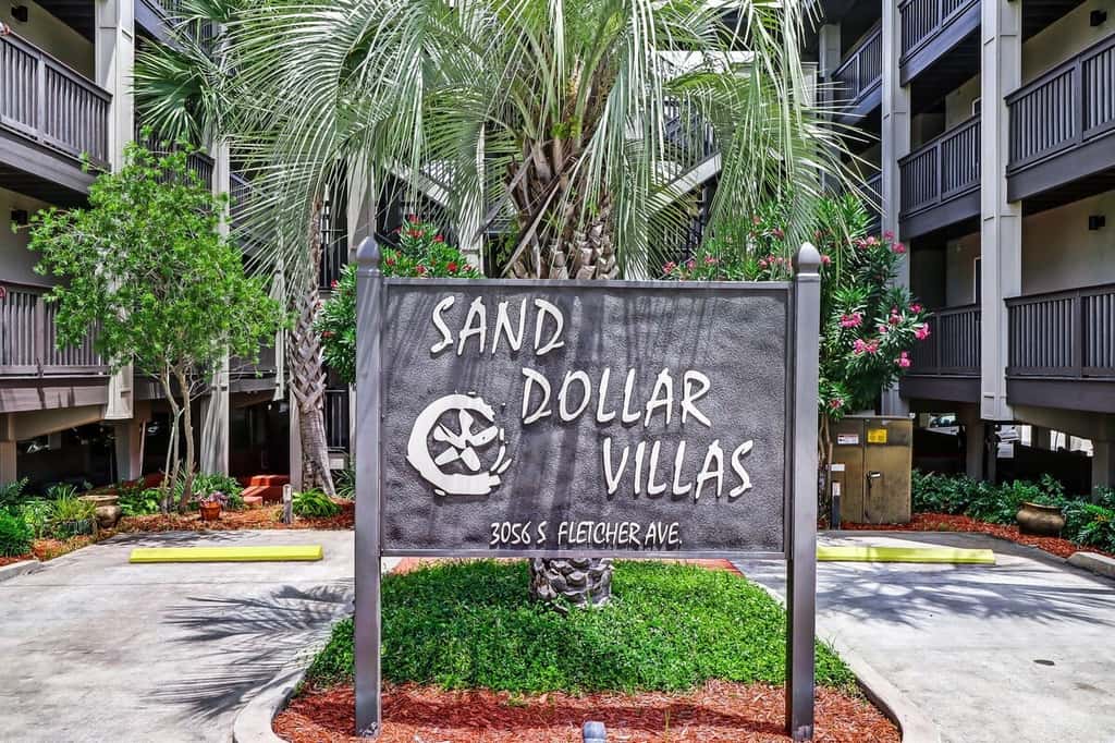 Deep Blue Sea · Beachfront Condo • Pool • Sleeps 6