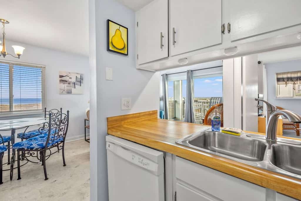 Closest to Beach in SandDollar! Beachfront w/ Pool