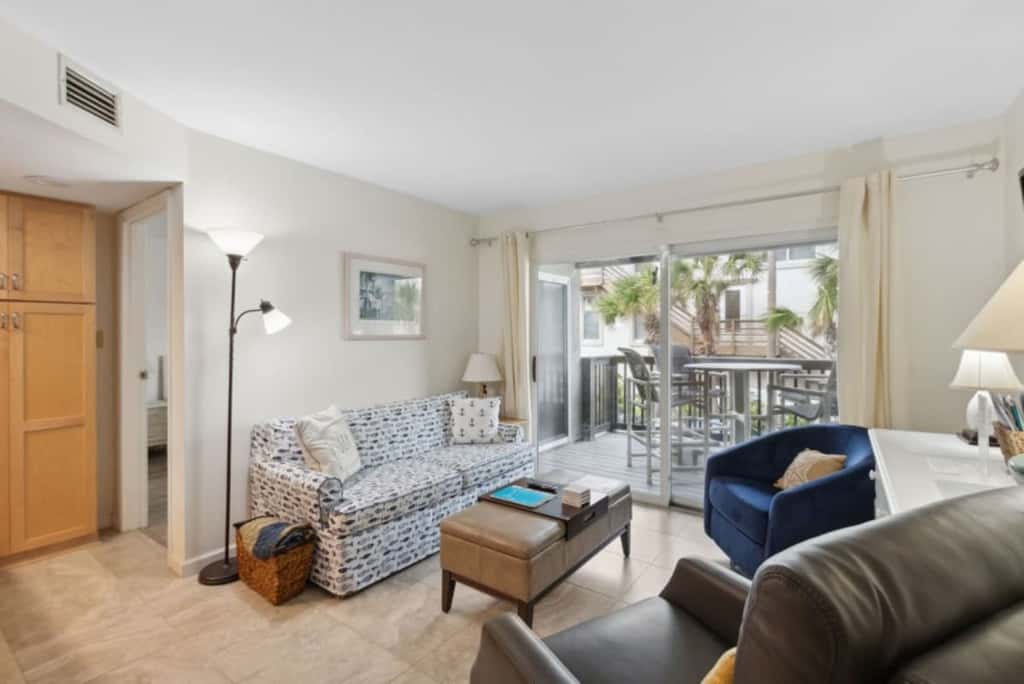 Sand Dollar Villas 102 - Beauty and the Beach