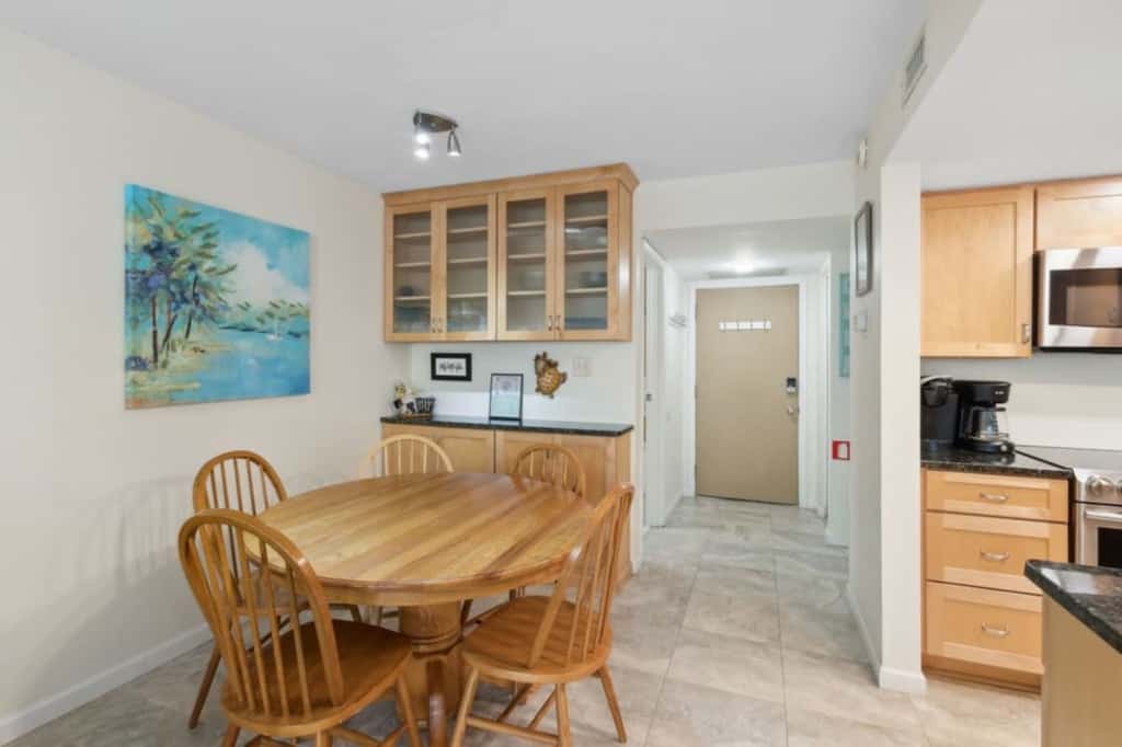 Sand Dollar Villas 102 - Beauty and the Beach