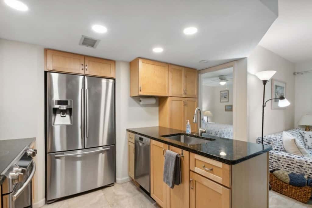 Sand Dollar Villas 102 - Beauty and the Beach