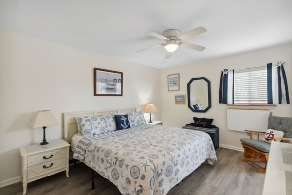 Oceanfront Condo • Pool • Direct Beach