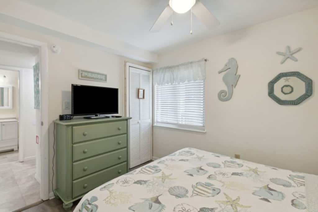 Sand Dollar Villas 102 - Beauty and the Beach
