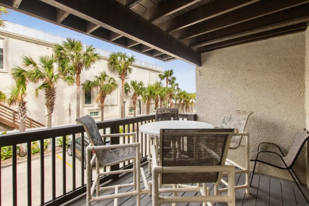 Sand Dollar Villas 102 - Beauty and the Beach