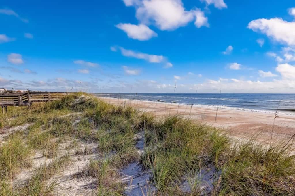 Sand Dollar Villas 102 - Beauty and the Beach