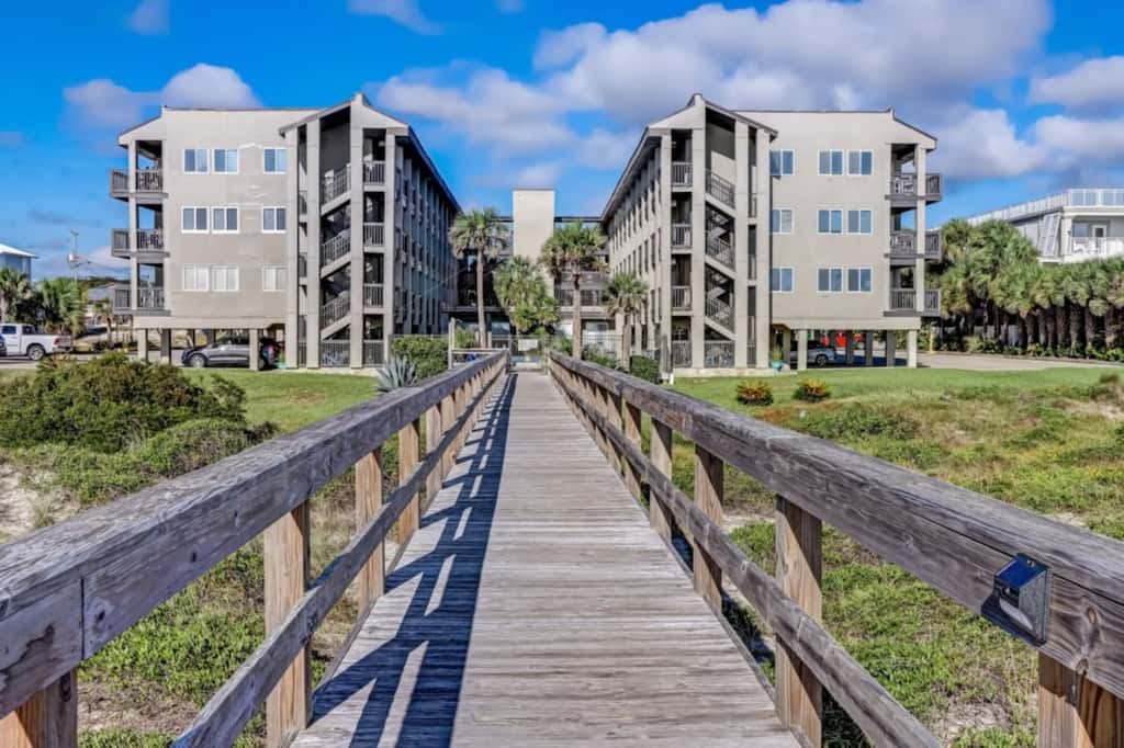 Sand Dollar Villas 102 - Beauty and the Beach